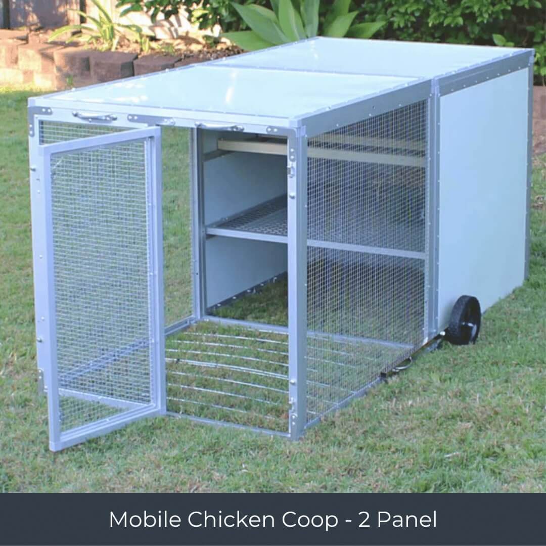 Portable chicken tractor and coop combo design, image size:1080x1080